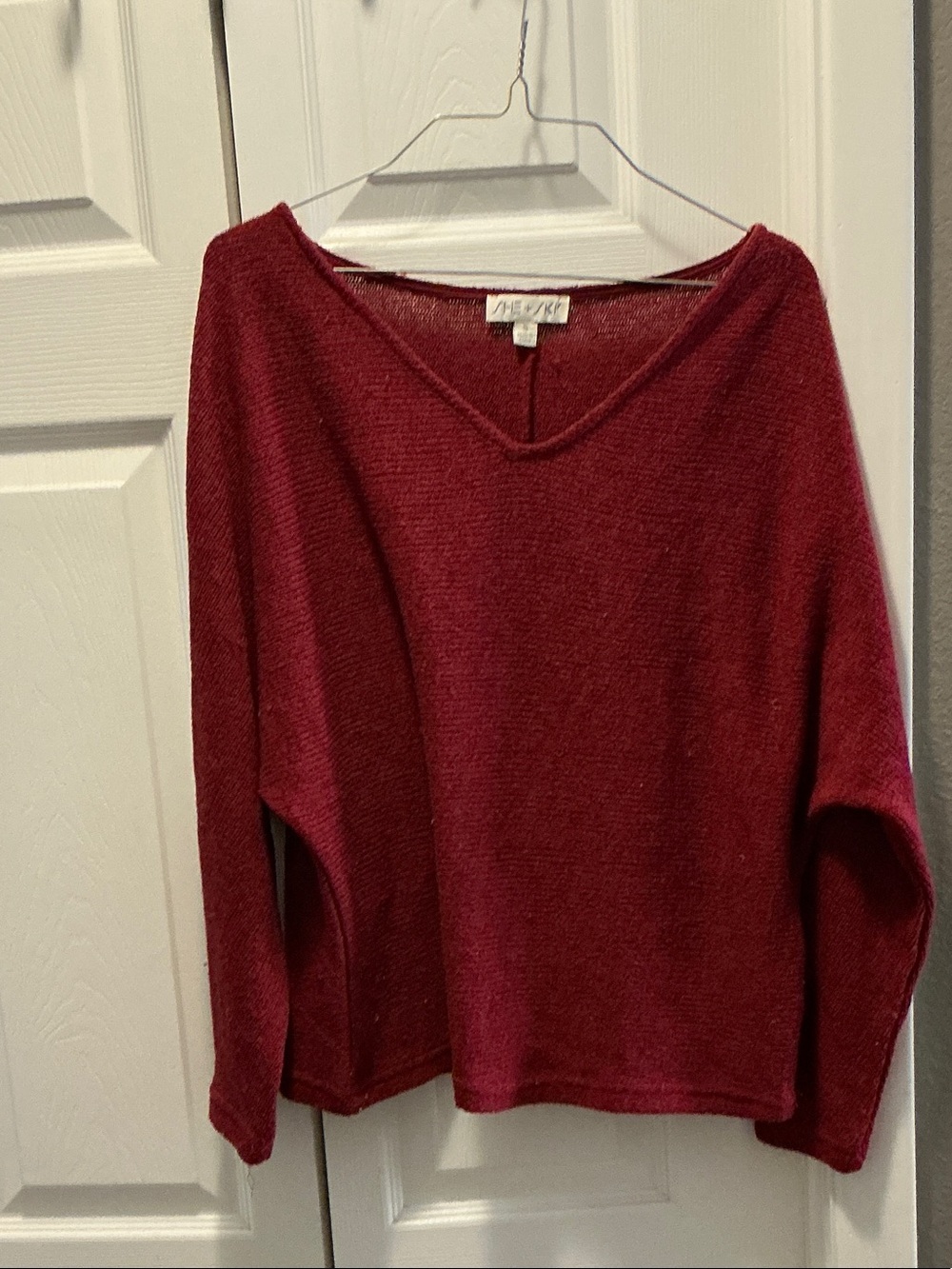 Mexx Women's V-Neck Sweater - Burgundy